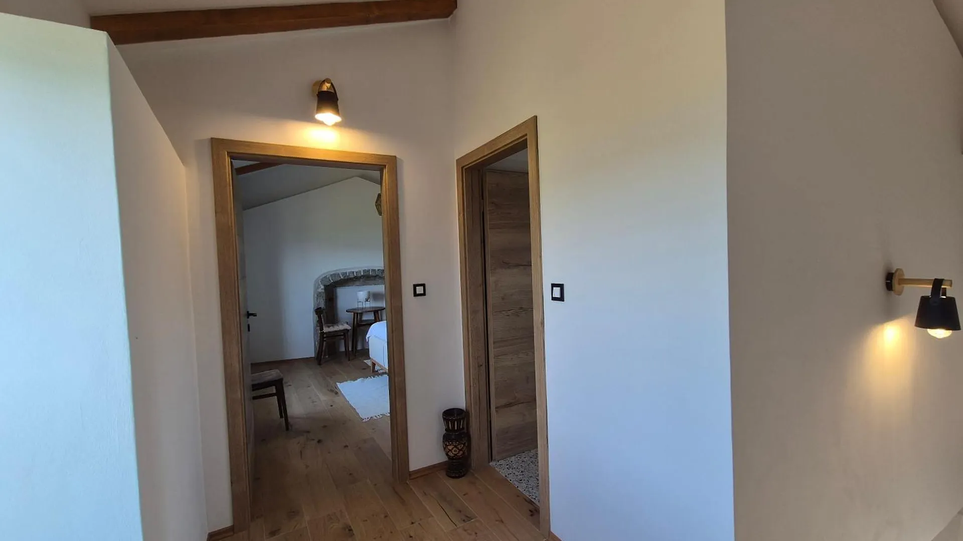 Cozy Cottage With Seaview And Parking Ideal For Small Family Brzac 0*,