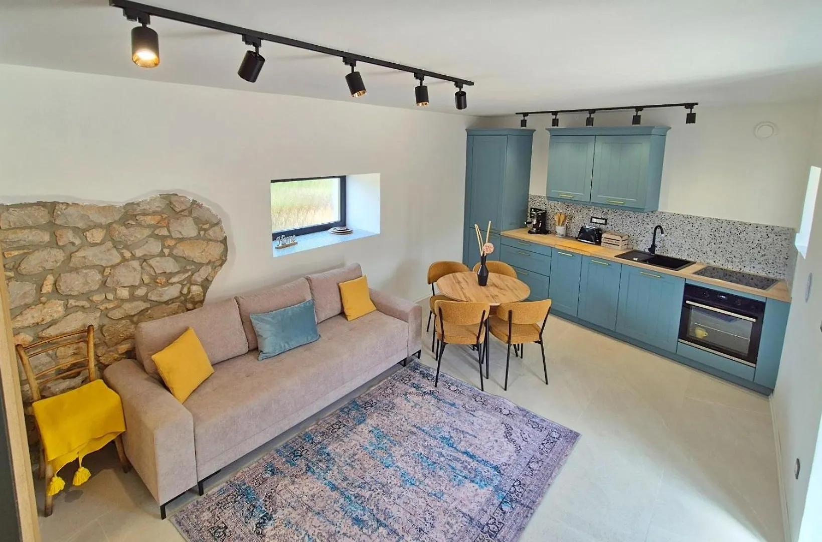 Holiday home Cozy Cottage With Seaview And Parking Ideal For Small Family Brzac