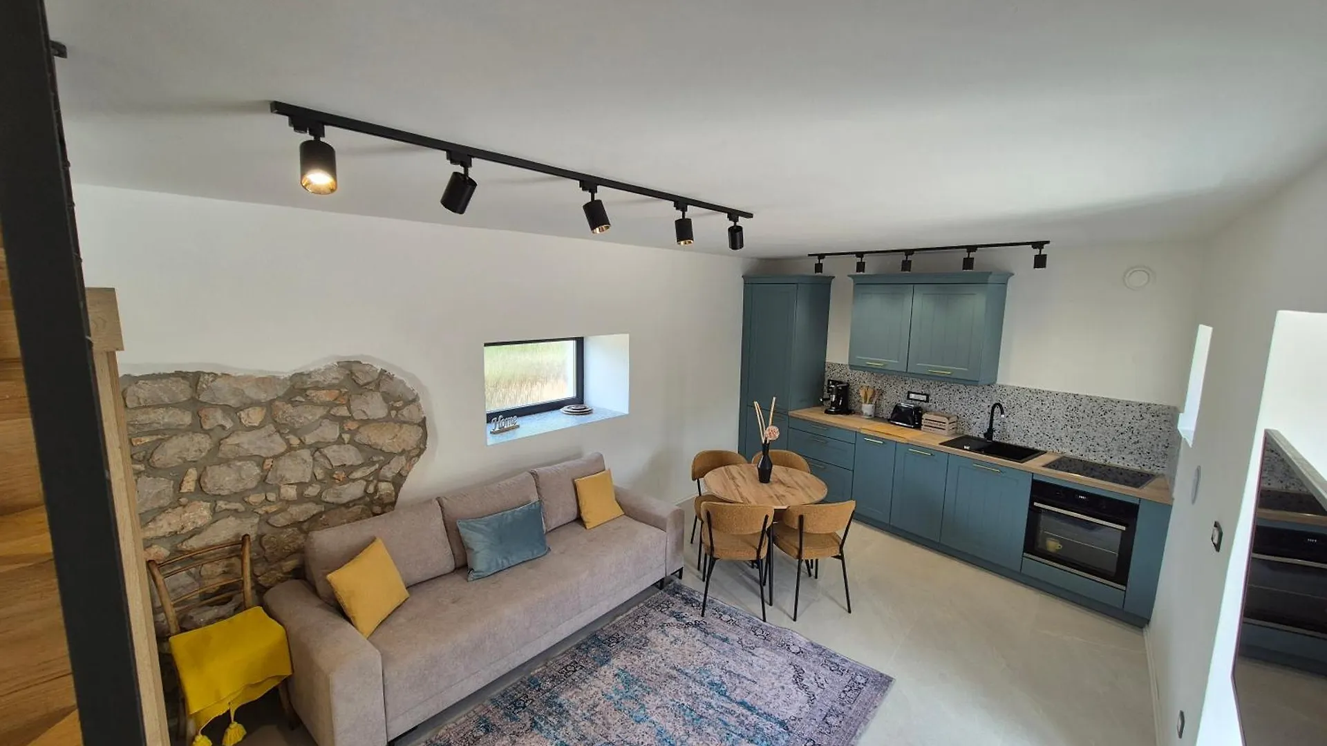 Cozy Cottage With Seaview And Parking Ideal For Small Family Brzac Croatia